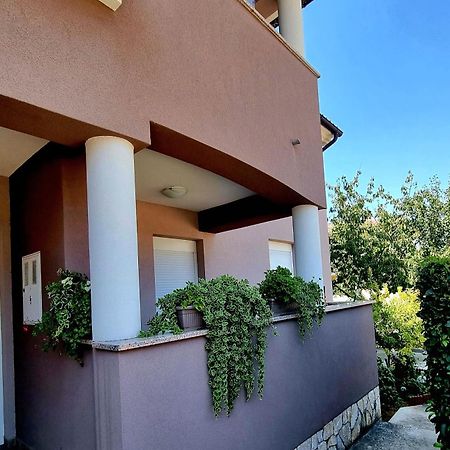 Apartments Ema Пула Экстерьер фото