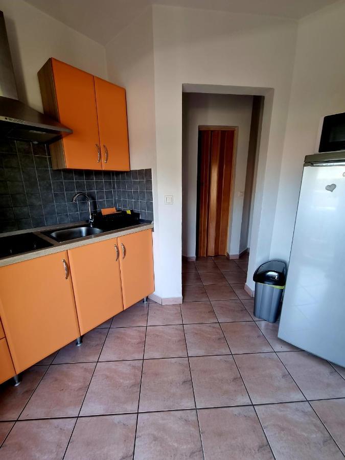 Apartments Ema Пула Экстерьер фото